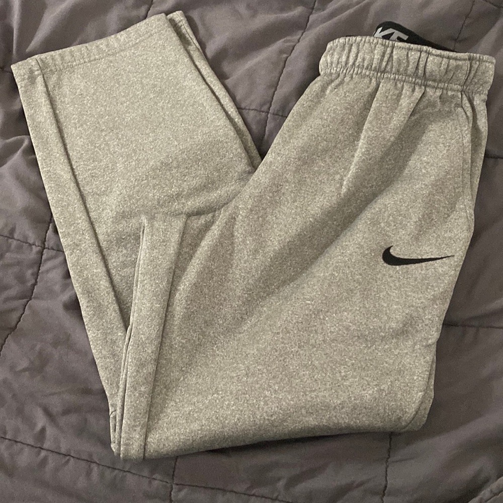 NIKE Dri-Fit Sweats - M